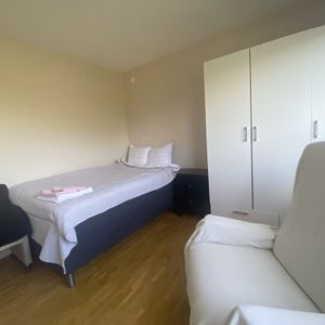 Rubingatan, Västra Frölunda - Photo 2