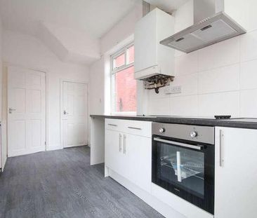 Beresford Road, Stretford, Manchester, M32 - Photo 2