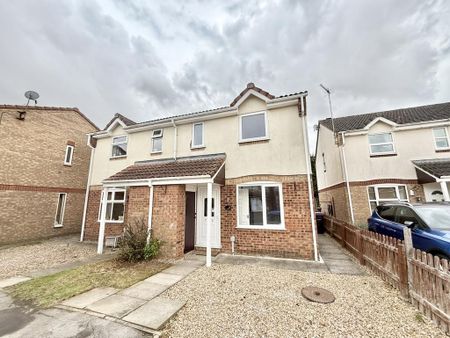3 bedroom semi-detached house to rent - Photo 4