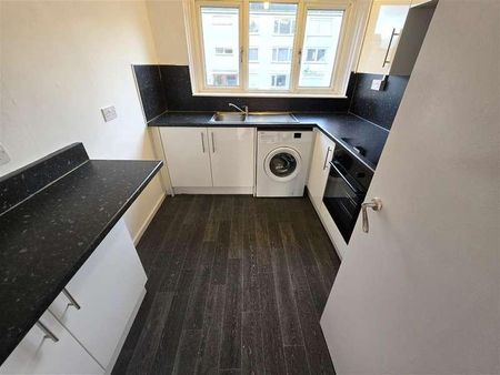 Glen Isla, St Leonards, East Kilbride, G74 - Photo 3