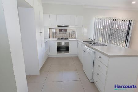 14 Yarra Crescent, Kelso QLD 4815 - House For Rent | Domain - Photo 2