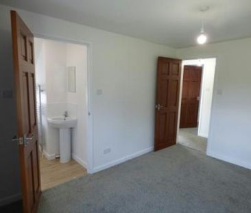 Barn Conversion to rent on - Photo 1