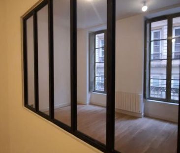 Location Appartement 2 pièces Meublé 49m² LYON 1er - Photo 1