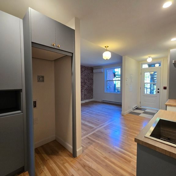 LOGEMENT D'EXCEPTION À LOUER – 3 ½ - Photo 1
