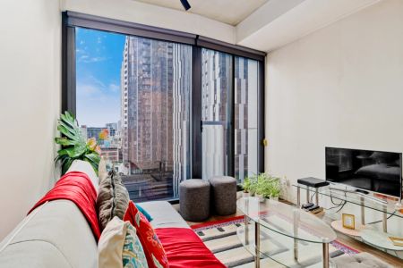 1Bedrooms, 1Bathrooms - Photo 2