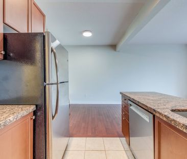 For Lease - 2319 Stone Glen Crescent, Oakville, Ontario - Photo 6