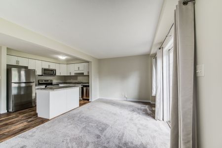 For Lease - 50 Pinnacle Drive Unit# 40, Kitchener, Ontario - Photo 3