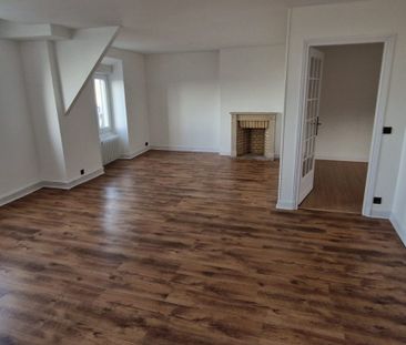 APPARTEMENT / Place Hôtel de Ville - Photo 4