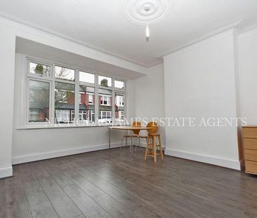 4 bedroom terraced house to rent - Photo 1