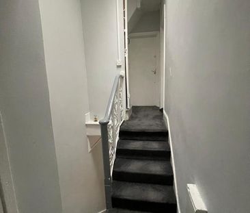 Room in a Shared Flat, Barking Road, E13 - Photo 3