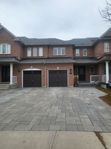 For Lease - 28 spring valley Court, Brampton, Ontario - Photo 2