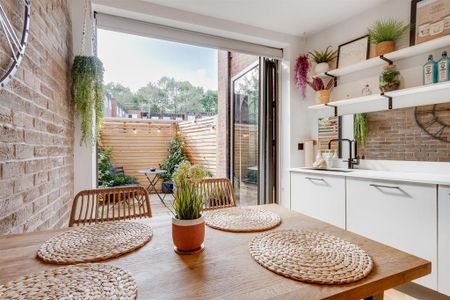 3 bedroom townhouse to rent - Photo 5