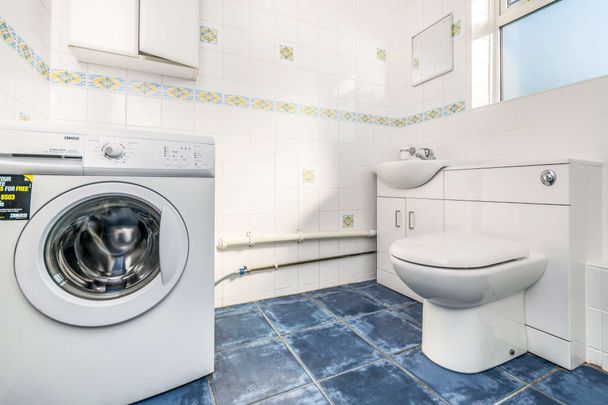 1 bedroom apartment to rent Hillcrest Close, Ashington, Pulborough, West Sussex, RH20 - Photo 1