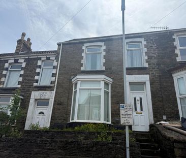 4 bedroom house to rent - Photo 2