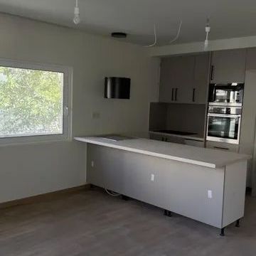 Διαμέρισμα για ενοικίαση Παναγίτσα (Παλαιό Φάληρο) - Photo 1
