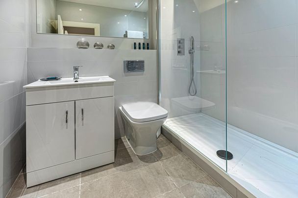 3 Bed Flat, Chelsea Embankment, SW3 - Photo 1