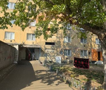 Electrolizei, garsoniera modesta de inchiriat - Fotografie 5