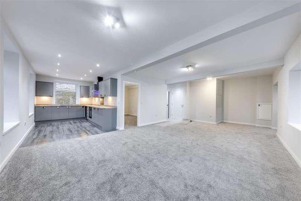 Burnley Road East, Waterfoot, Rossendale, BB4 - Photo 1