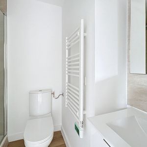 Appartement à louer - REIMS- JEAN JAURES- PLACE BROUETTE - Photo 3