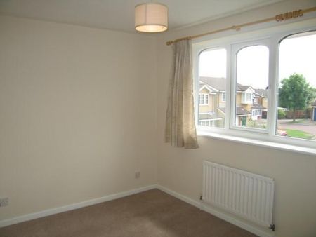 3 bedroom detached house to rent - Photo 5
