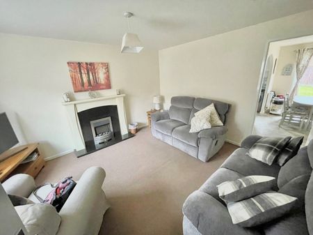Thornbury Road, Walsall, WS2 - Photo 2
