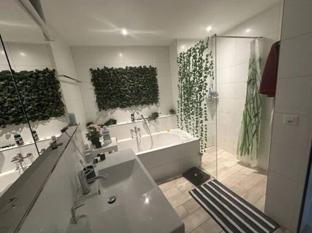 3.5 Zimmer, 113 m², 6. Stock - Photo 3