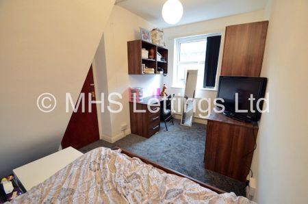 6 Bedroom Mid Terraced House for rent in Ashville Avenue - Photo 5