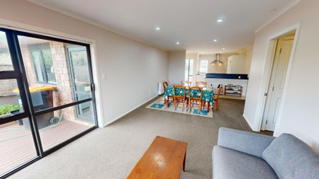 Central Palmerston North - 2 Bedrooms - Photo 5