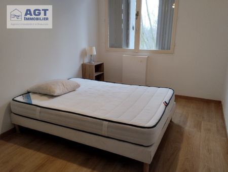 Location Appartement 2 pièces 50m² BEAUVAIS 60000 - Photo 2
