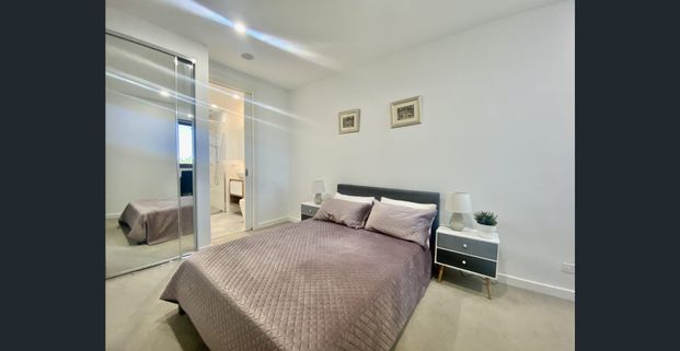 FURNISHED TWO BEDROOM APARTMENT IN GREAT LOCATION - Photo 1