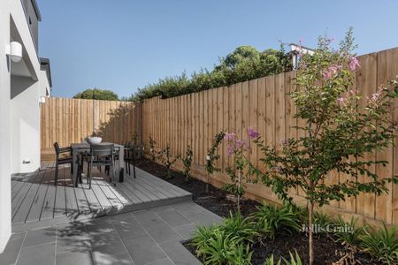3/1 Estella Street, Glen Iris - Photo 3