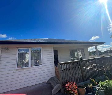 Standalone 2Brm in the heart of Henderson - Photo 6