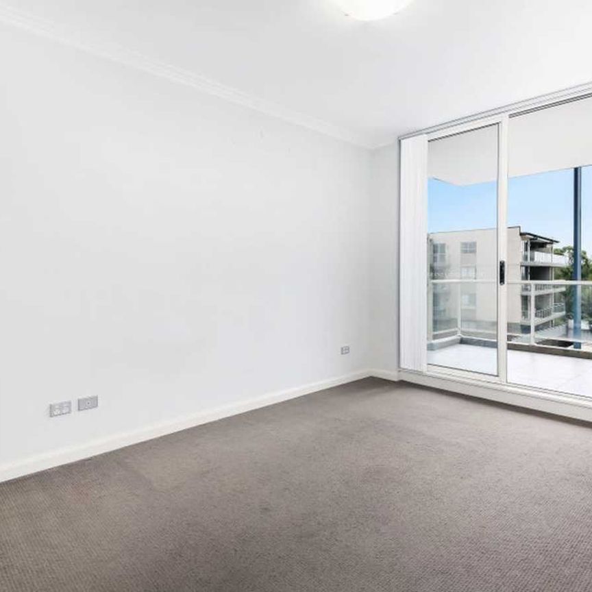 Furnished | One Bedroom + Study Room | Car Space - Photo 1