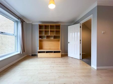 3 bedroom terraced house to rent - Photo 4