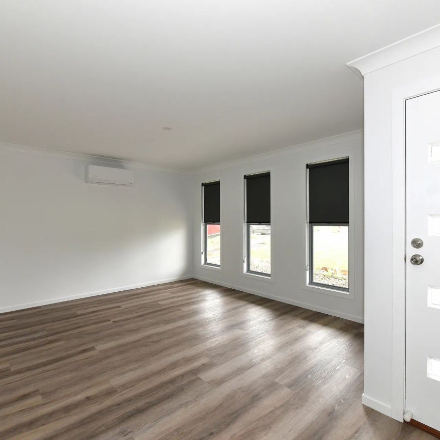 Stunning Home in Prime Location - Photo 1