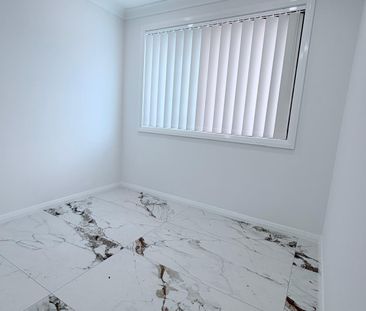 Modern 2-Bedroom Granny Flat in Convenient Location - Photo 2