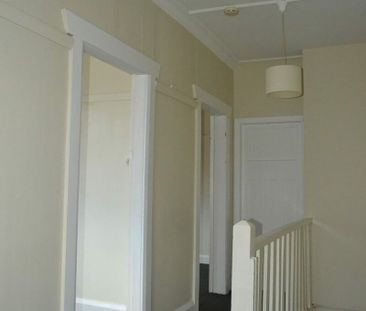 Miramar by the shops - Photo 5