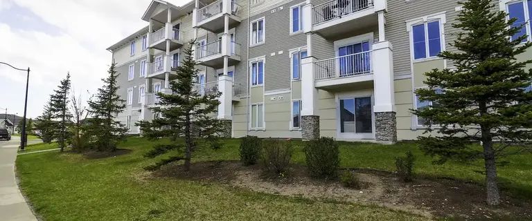 Spacious main floor 2 bedroom | 2116 - 1140 Taradale Drive Northeast, Calgary - Photo 1