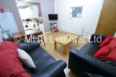 38 Newport View, Leeds, LS6 3BX - Photo 4