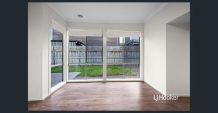 Modern Family Haven in Prime Location! APPLICATIONS NOW OPEN - Photo 5