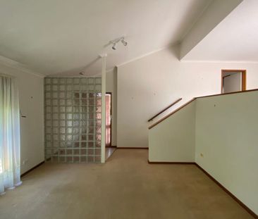 TWO BEDROOM UNIT IN WANDANA HEIGHTS - Photo 6