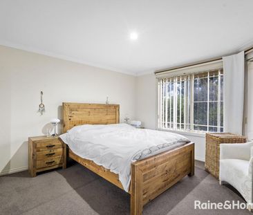 2/5 Moore Street, West Gosford, NSW 2250 - Photo 3