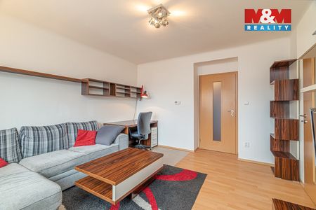 Pronájem bytu 2+1 49 m² - Fotografie 3