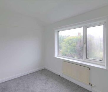 Holyrood Road, Prestwich, Manchester, M25 - Photo 5