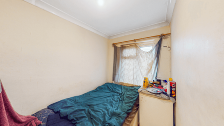 4 bedroom terraced house to rent - Photo 4