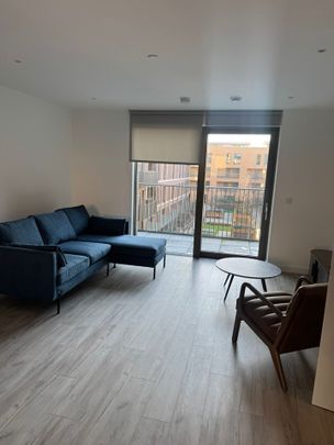 3 Bed Flat, Atlantis Avenue, E16 - Photo 1