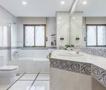 Calle del Abedul, Madrid, Community of Madrid 28036 - Photo 3