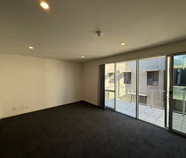 8/30 Metro Parade, Mawson Lakes SA 5095 - Photo 1