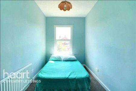 3 bedroom terraced house to rent - Photo 4