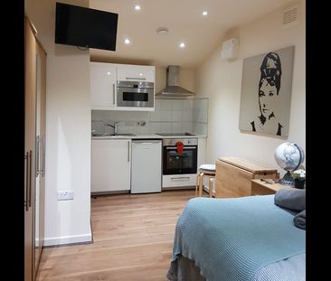 Studio Flat, Willesden Green, NW2 - Photo 6
